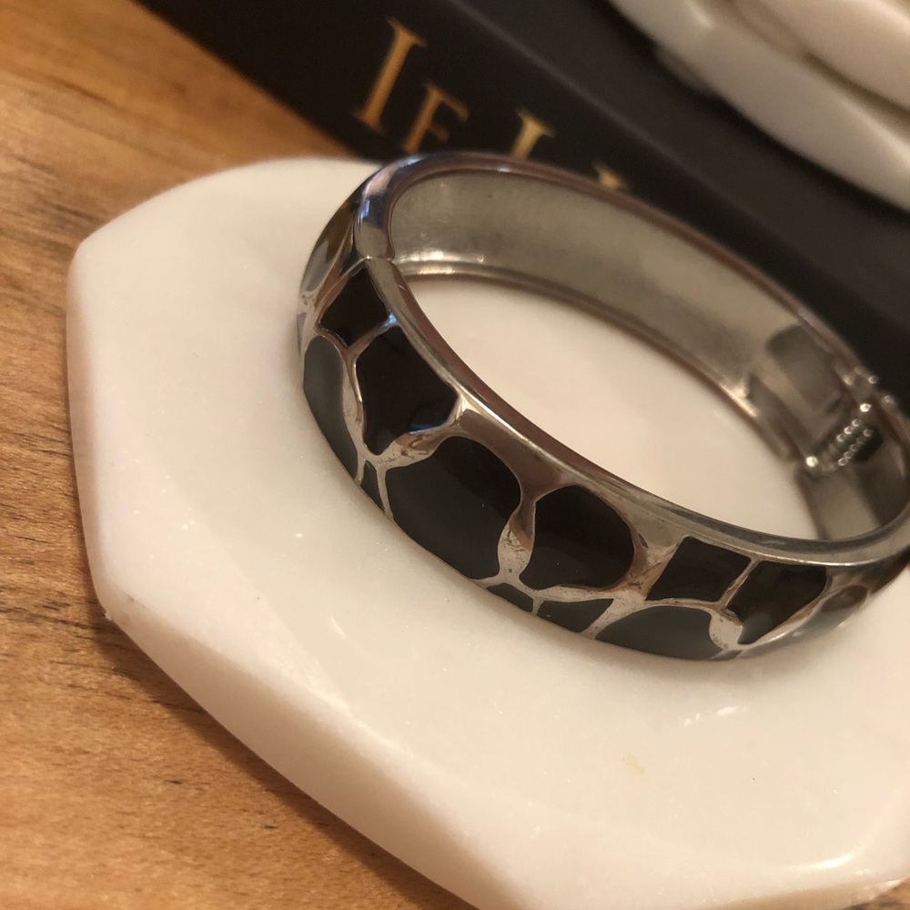 Express Bracelet - Picture 1 of 5